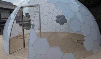 アウラドームの完成。正面