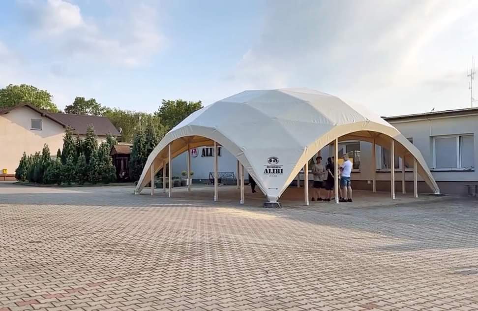 クワドロドーム